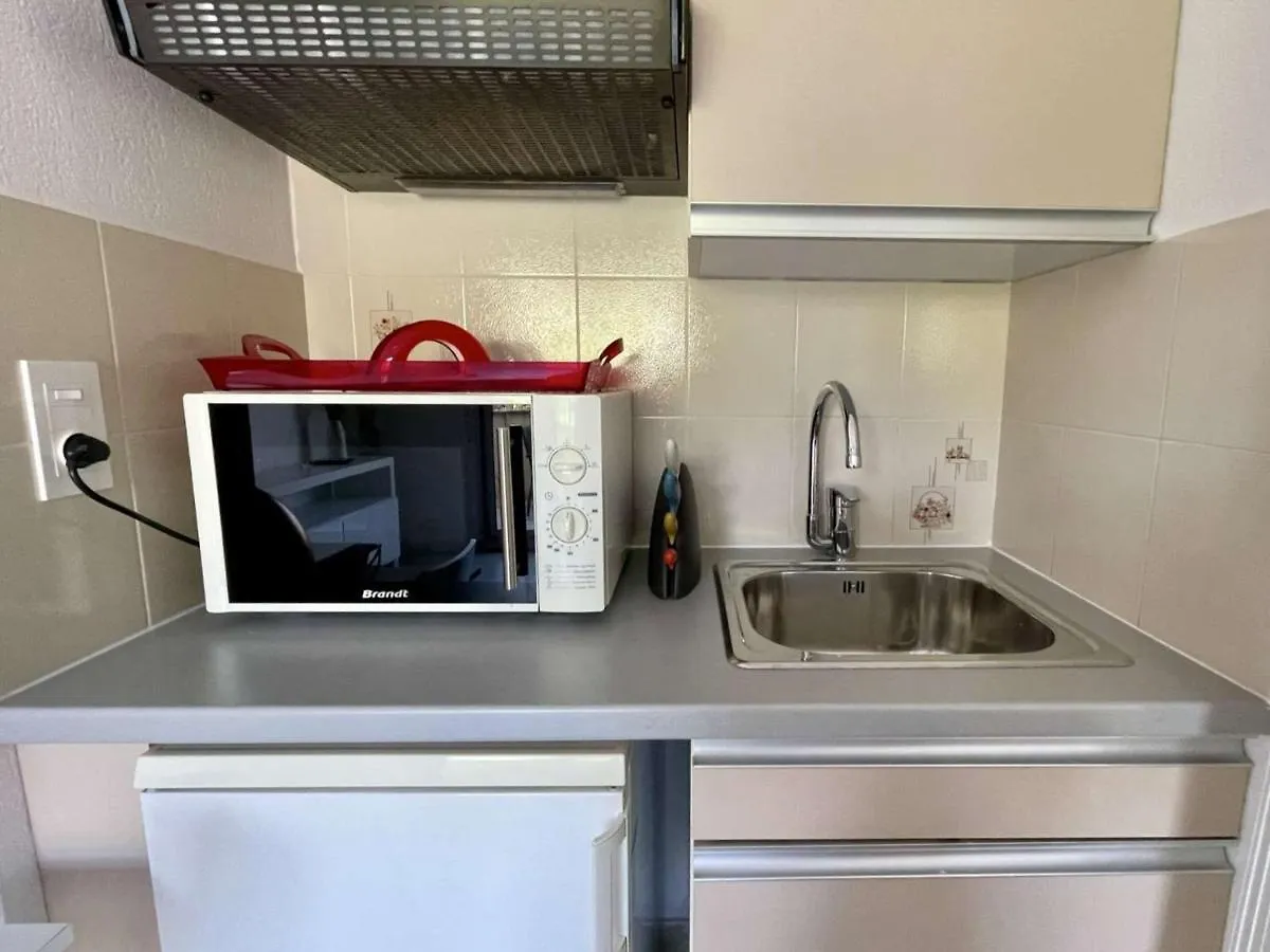 דירה Studio Cosy A 2 Min De La Plage, Terrasse, Parking Prive - Cavalaire-Sur-Mer - Fr-1-226B-159 צרפת